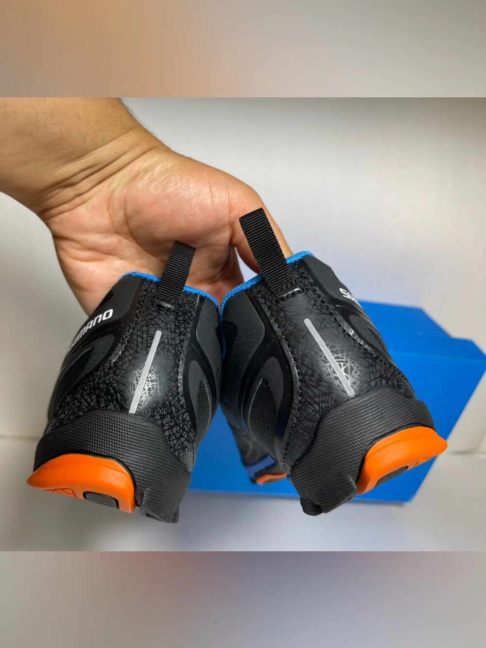 Shimano Men's Pedaling Dynamics Cycling Shoes Black, Blue & Orange Size EU(42)